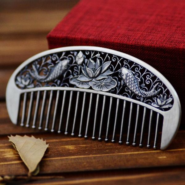 retro thai silver pure 990 filaments carp play lotus comb fine ethnic-style hollow out craft scraping plates /40, Brown
retro thai silver pure 990 filaments carp play lotus comb fine ethnic-style hollow out craft scraping plates /40, Brown