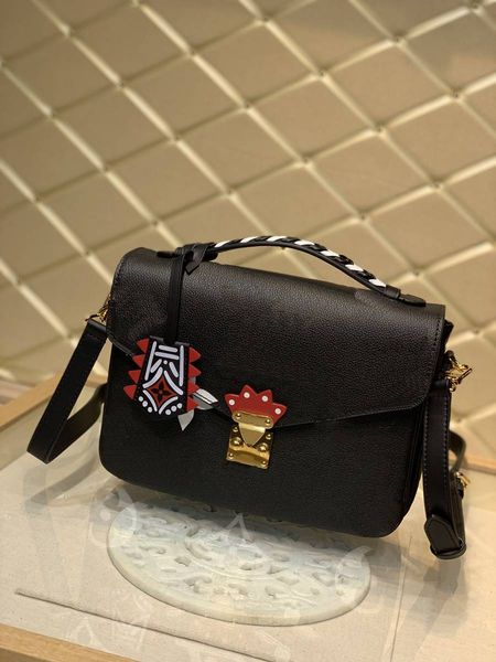 luxurys designers bags womens bag backpack women tote bag purses brown bags leather clutch fashion wallet bags,d029
luxurys designers bags womens bag backpack women tote bag purses brown bags leather clutch fashion wallet bags,d029