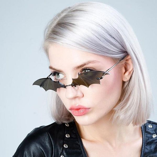 sunglasses 2021 fashion bat women men cat eye trend model style luxury party conspicuous gradients sun glasses, White;black
sunglasses 2021 fashion bat women men cat eye trend model style luxury party conspicuous gradients sun glasses, White;black