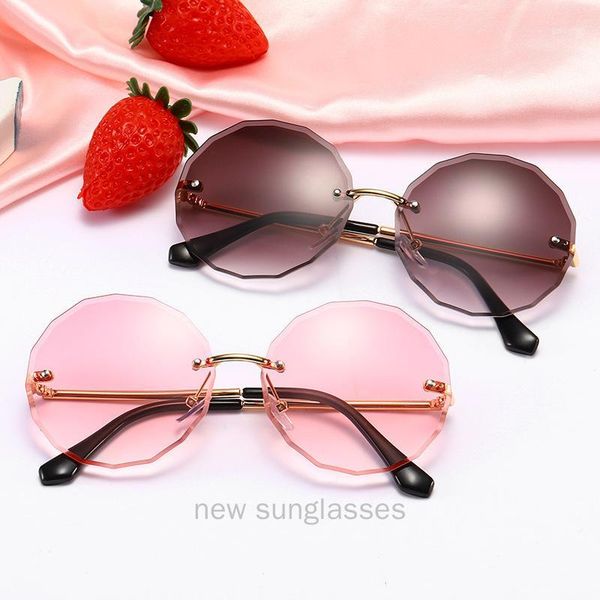 sunglasses mincl/ 2021 rimless round child boys girls uv400 sun glasses children candy-color eyeglasses with box nx1, White;black
sunglasses mincl/ 2021 rimless round child boys girls uv400 sun glasses children candy-color eyeglasses with box nx1, White;black