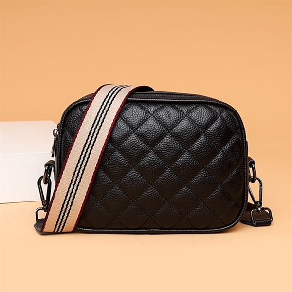 women luxury brand shoulder bags woven wide shoulder strap handbags fashion lozenge genuine leather female messenger bag wallet 220216
women luxury brand shoulder bags woven wide shoulder strap handbags fashion lozenge genuine leather female messenger bag wallet 220216