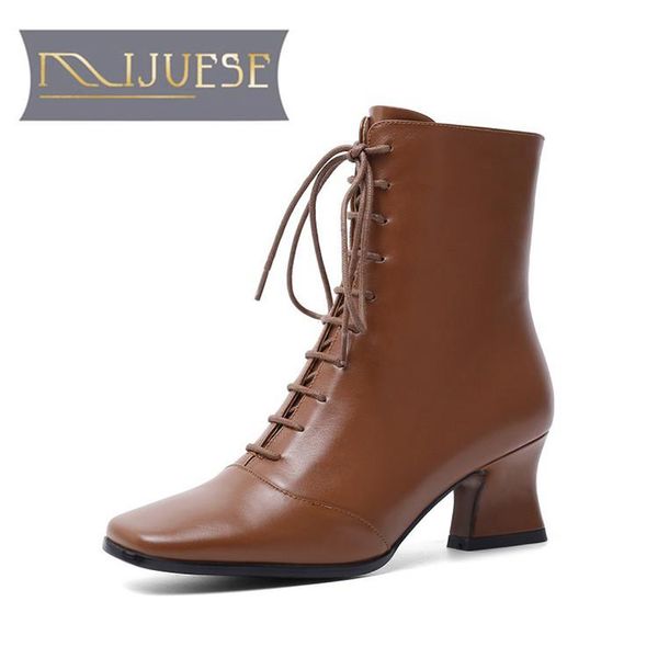 mljuese 2021 women ankle boots cow leather winter short plush square toe zipper med heels female boots size 43, Black
mljuese 2021 women ankle boots cow leather winter short plush square toe zipper med heels female boots size 43, Black