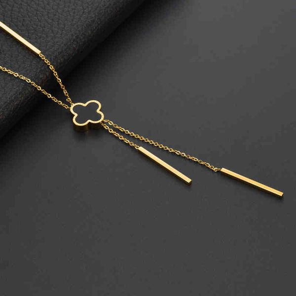 korean new clover titanium steel necklace women's bracelet trend net red fashion niche design, Silver
korean new clover titanium steel necklace women's bracelet trend net red fashion niche design, Silver