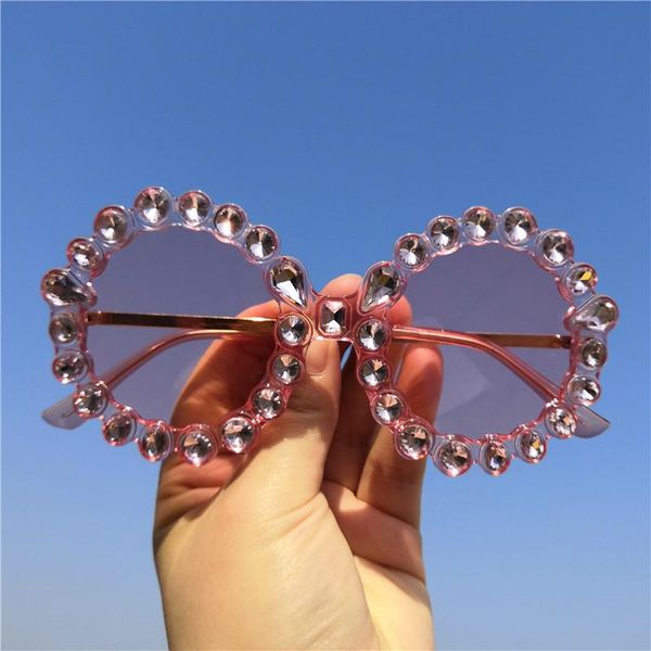 sunglasses women round vintage rhinestone sun glasses for oversize uv400 fml, White;black
sunglasses women round vintage rhinestone sun glasses for oversize uv400 fml, White;black