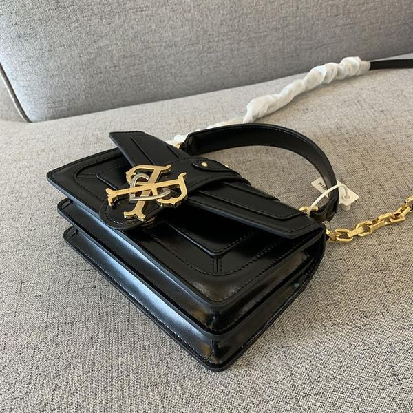 borsa a patta in vera pelle di vacchetta per donna borsa a tracolla da donna tracolla di design marca canali
borsa a patta in vera pelle di vacchetta per donna borsa a tracolla da donna tracolla di design marca canali