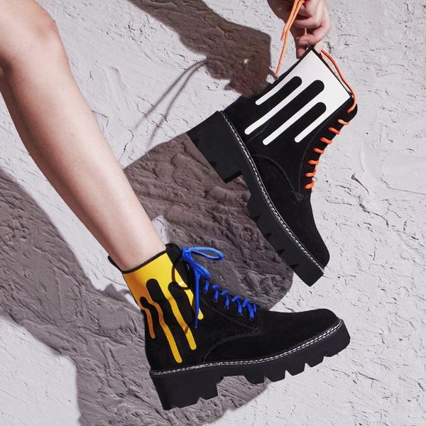 2020 lace up chaussures femme fashion ankle boots low heel bota feminina ins european stylish women shoes chic high top, Black
2020 lace up chaussures femme fashion ankle boots low heel bota feminina ins european stylish women shoes chic high top, Black