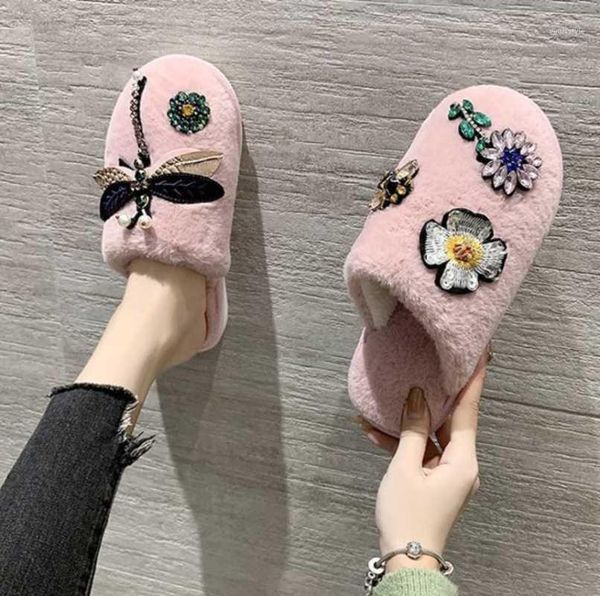outer wear plush slippers women 2020 autumn and winter new flowers crystal non-slip flat bottom pregnant women cotton slippers1, Black
outer wear plush slippers women 2020 autumn and winter new flowers crystal non-slip flat bottom pregnant women cotton slippers1, Black