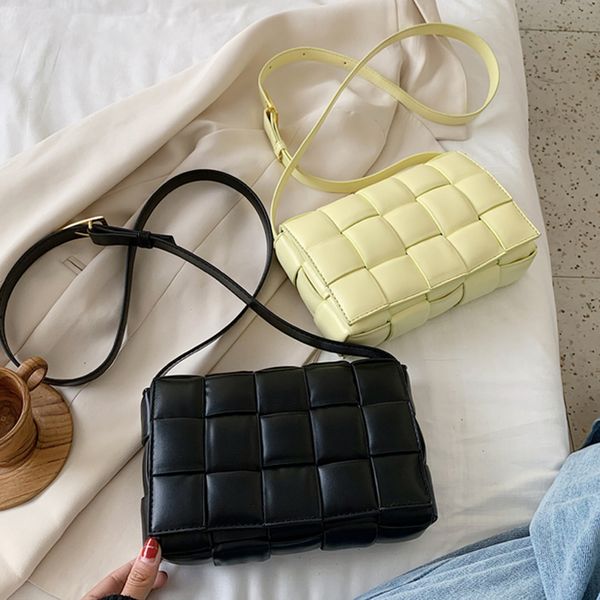 ladies bags small plain 4 colors smal size pillow shape versatile interior compartment crossbody bag luxurys designers bag
ladies bags small plain 4 colors smal size pillow shape versatile interior compartment crossbody bag luxurys designers bag