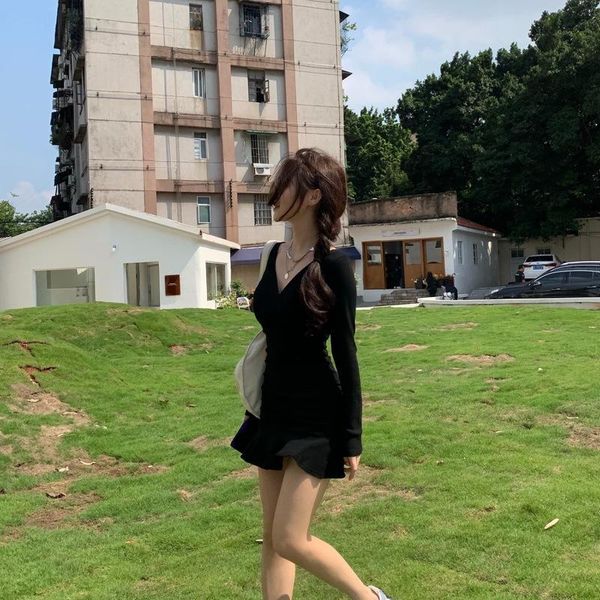 casual dresses spring autumn v-neck long sleeve black bodycon mini-dress party evening elegant high waist fishtail dreses women ins, Black;gray
casual dresses spring autumn v-neck long sleeve black bodycon mini-dress party evening elegant high waist fishtail dreses women ins, Black;gray