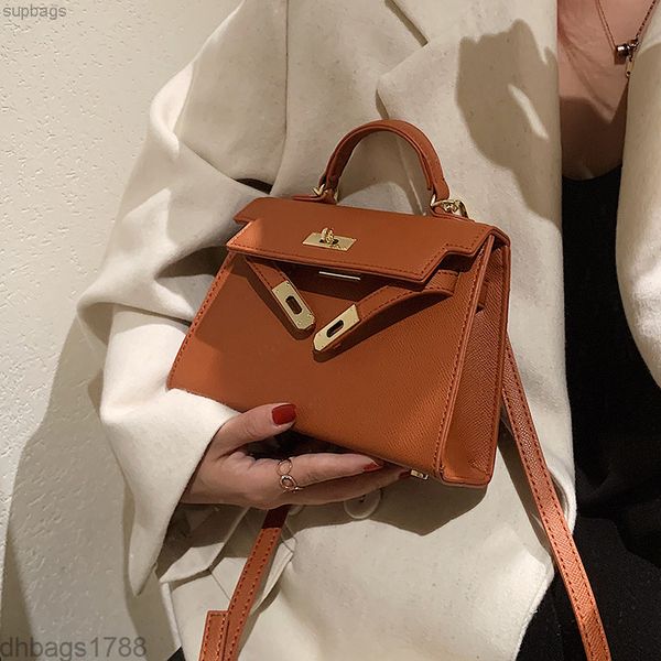 high sense small2021 newwomen's bags autumn versatile messengersmall squareportable kellies bag b-001
high sense small2021 newwomen's bags autumn versatile messengersmall squareportable kellies bag b-001