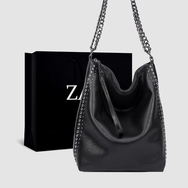 2020 new female senior western-style handbag casual versatile one-shoulder bag large capacity chain bucket bag rivet tote
2020 new female senior western-style handbag casual versatile one-shoulder bag large capacity chain bucket bag rivet tote