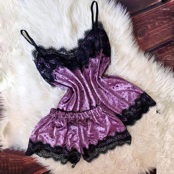 two piece women lingerie set camisole bow shorts v-neck velvet pajamas sleepwear summer homewear clothes for 202011, Red;black
two piece women lingerie set camisole bow shorts v-neck velvet pajamas sleepwear summer homewear clothes for 202011, Red;black