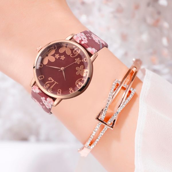 luxury girl luxury watch women new fashion embossed flowers small fresh printed belt dial watch female student quartz watch relogio fashion, Slivery;brown
luxury girl luxury watch women new fashion embossed flowers small fresh printed belt dial watch female student quartz watch relogio fashion, Slivery;brown