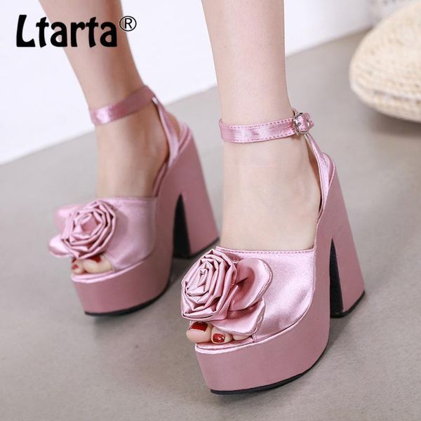ltarta 14cm heel 5cm platfrom high heel sandals womens shoes wedge sandals block shoes platform -p401, Black
ltarta 14cm heel 5cm platfrom high heel sandals womens shoes wedge sandals block shoes platform -p401, Black