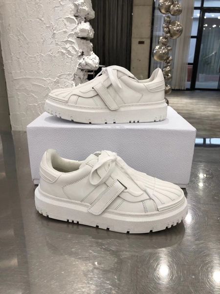 2021 spring and summer thick soled white shoes, fashionable shell head, italian big, imported cow silk, cow silk and leather, Black
2021 spring and summer thick soled white shoes, fashionable shell head, italian big, imported cow silk, cow silk and leather, Black