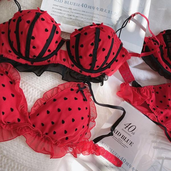 wriufred underwear sets female red bra set sweet love polka dot girl lace lingerie with panties suit1, Red;black
wriufred underwear sets female red bra set sweet love polka dot girl lace lingerie with panties suit1, Red;black