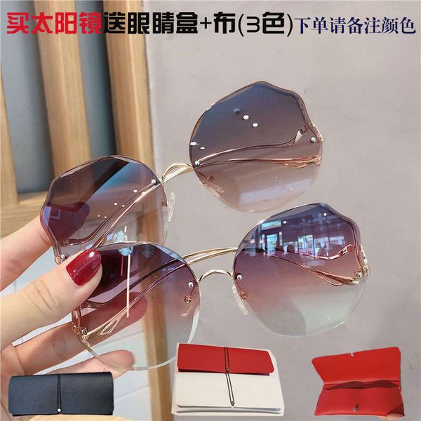 ins net red 2020 new fashion korean version big face thin women's sunglasses, Black
ins net red 2020 new fashion korean version big face thin women's sunglasses, Black