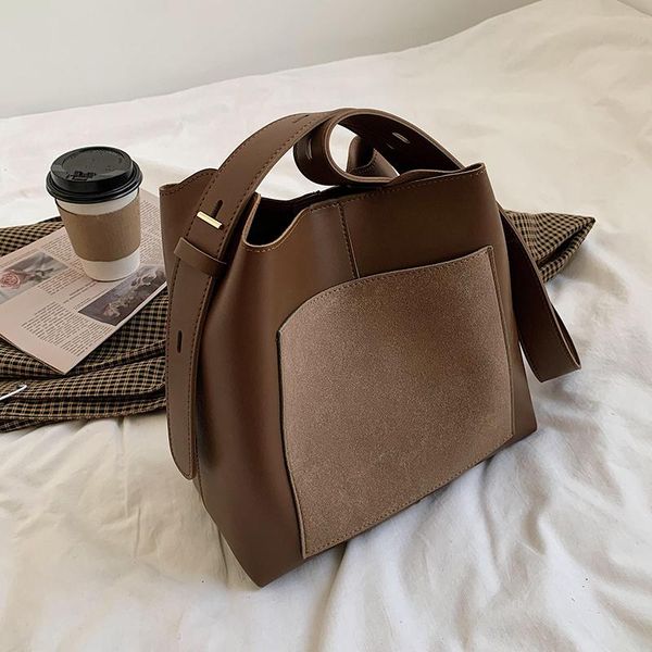 original design high-quality large-capacity handbags 2021 new fashion all-match western-style shoulder bag messenger bucket bag
original design high-quality large-capacity handbags 2021 new fashion all-match western-style shoulder bag messenger bucket bag