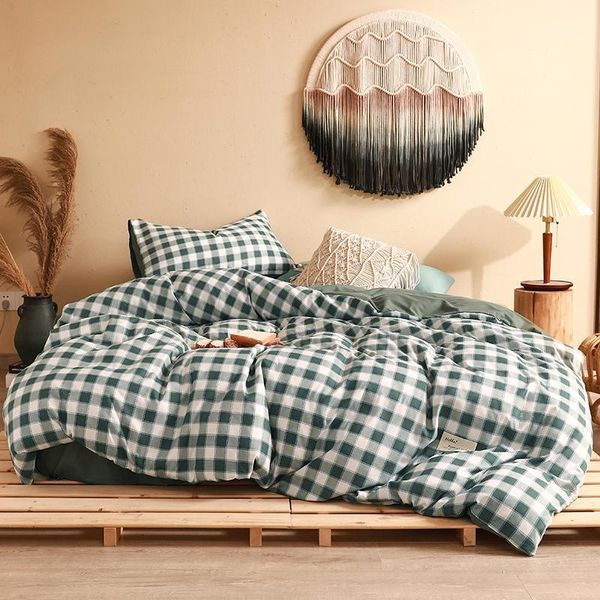 4pcs green plaid bedding set printed bed sheet flat sheet bed skirt spread cover quilt cover king twin size1
4pcs green plaid bedding set printed bed sheet flat sheet bed skirt spread cover quilt cover king twin size1