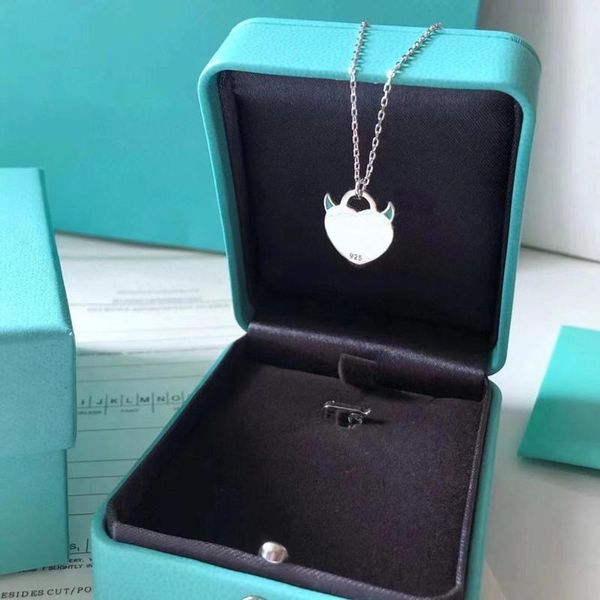 s925 sterling silver necklace cute devil, heart-shaped blue enamel fashion jewelry, charming and exquisite jewelry
s925 sterling silver necklace cute devil, heart-shaped blue enamel fashion jewelry, charming and exquisite jewelry