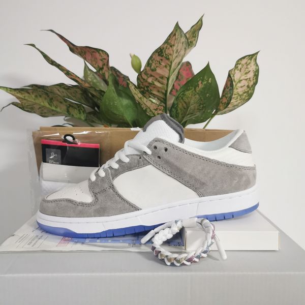mens running shoes sb low black white unc pn dust coast university red green glow laser orange men trainers women sneakers trainers designer
mens running shoes sb low black white unc pn dust coast university red green glow laser orange men trainers women sneakers trainers designer