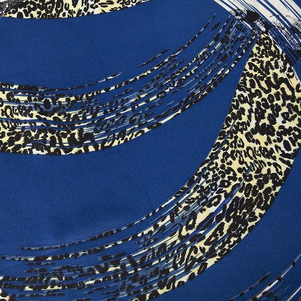 new design twill silk scarf leopard hit color print women hijab brand scarf bandana 100cm square scarves femal foulard turban jllrdh, Black
new design twill silk scarf leopard hit color print women hijab brand scarf bandana 100cm square scarves femal foulard turban jllrdh, Black