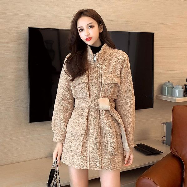 2020 winter and autumn fleece sheepskin fur slim waist warm coat long style thermal coat parkas female, Black
2020 winter and autumn fleece sheepskin fur slim waist warm coat long style thermal coat parkas female, Black