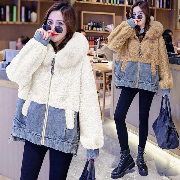 autumn and winter 2020 new cotton padded short denim with plush and thickened large collar fur1, Black 
autumn and winter 2020 new cotton padded short denim with plush and thickened large collar fur1, Black