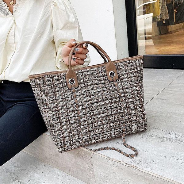 luxury big capacity handbags design fashion tote wool leisure shopping female travel handbag shoulder women bag
luxury big capacity handbags design fashion tote wool leisure shopping female travel handbag shoulder women bag