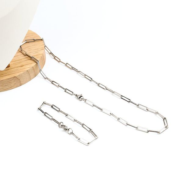 1 set 4/6mm new 304 stainless steel paperclip chains necklace bracelets set for women jewelry silver color oval link cable gifts
1 set 4/6mm new 304 stainless steel paperclip chains necklace bracelets set for women jewelry silver color oval link cable gifts