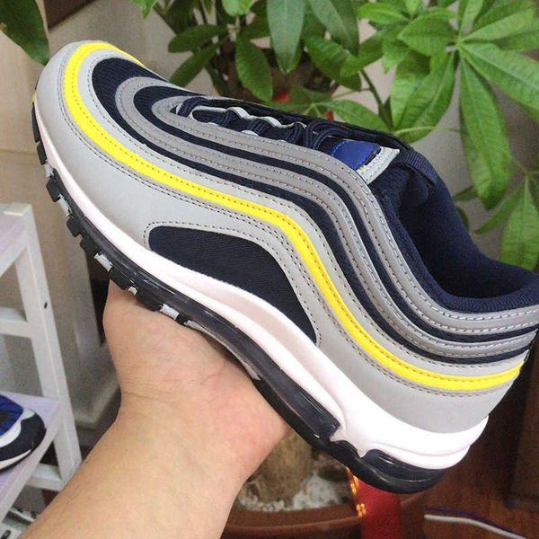 cushion 97s sneakers black white blue men women outdoor leisure red pink rainbow shock absorbing jogging shoes 36-45 with box
cushion 97s sneakers black white blue men women outdoor leisure red pink rainbow shock absorbing jogging shoes 36-45 with box