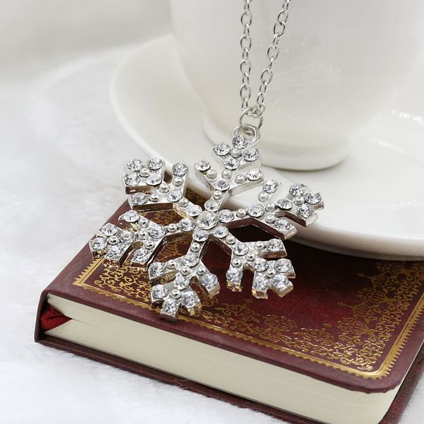 shape snowflake pendant crystal quality snow silver plated rhinestone necklaces long chain necklace jewelry for wome
shape snowflake pendant crystal quality snow silver plated rhinestone necklaces long chain necklace jewelry for wome