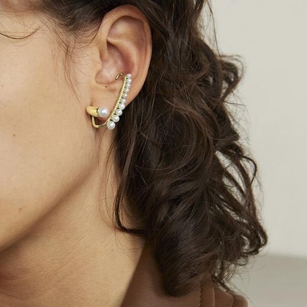 new fashion ear crawlers pearl long cartilage earrings for women simple geometric ear climbers stud earrings female jewelry, Golden;silver
new fashion ear crawlers pearl long cartilage earrings for women simple geometric ear climbers stud earrings female jewelry, Golden;silver