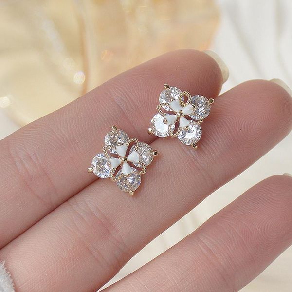 stud 14k real gold plated cz cubic zircon square earrings for women delicate jewelry crystal cute small, Golden;silver
stud 14k real gold plated cz cubic zircon square earrings for women delicate jewelry crystal cute small, Golden;silver