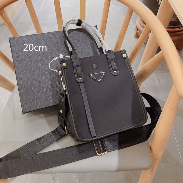 mini women men shoulder phone bags black designer crossbody change bag fashion triangle lady handbag purses wallets mini cross body top
mini women men shoulder phone bags black designer crossbody change bag fashion triangle lady handbag purses wallets mini cross body top