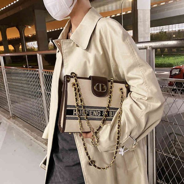 2022 factory wholesale new model autumn niche light bag simple and versatile chain single shoulder diagonal span
2022 factory wholesale new model autumn niche light bag simple and versatile chain single shoulder diagonal span