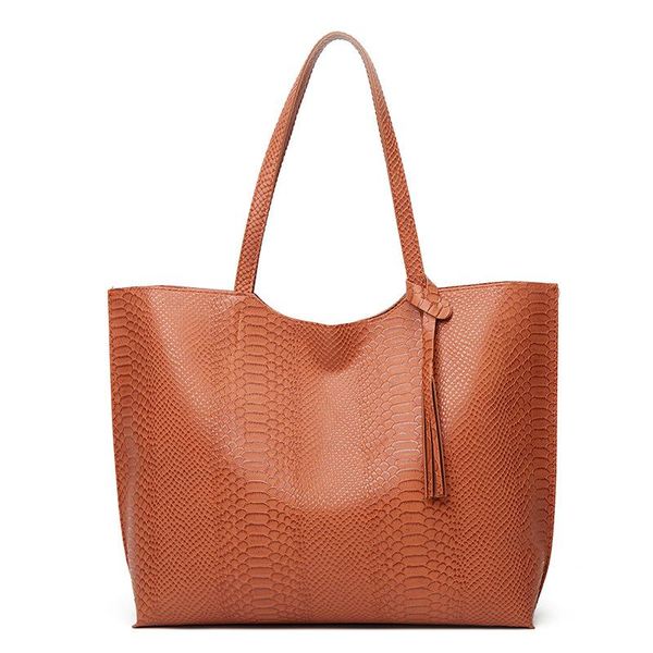 cross body european and american fashion leisure snake tote bag women's pu portable shoulder
cross body european and american fashion leisure snake tote bag women's pu portable shoulder