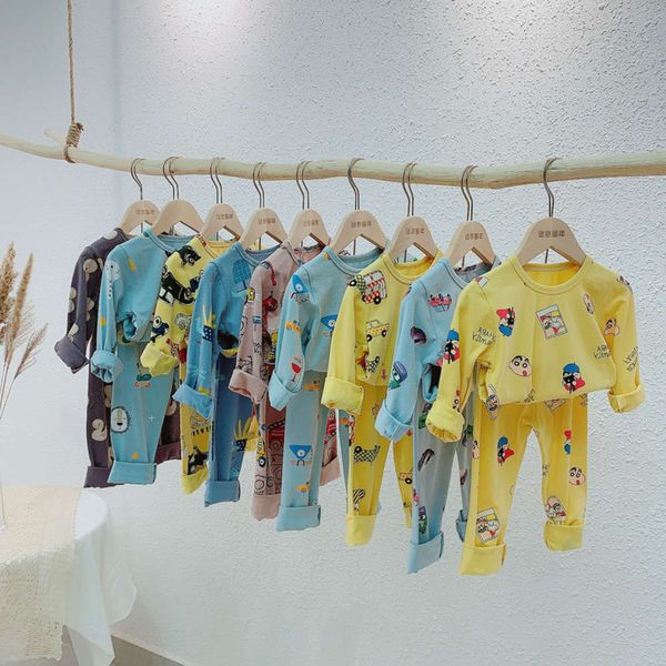 2020 autumn suit new men's and women's pure cotton home wear two piece set of children's printed pajamas, Blue;red
2020 autumn suit new men's and women's pure cotton home wear two piece set of children's printed pajamas, Blue;red