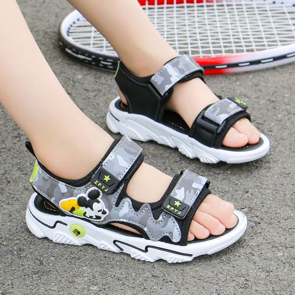 new 2020 summer children's sandals boys' open toe beach soft soled girls' camouflage korean student cartoon sho, Black;red
new 2020 summer children's sandals boys' open toe beach soft soled girls' camouflage korean student cartoon sho, Black;red
