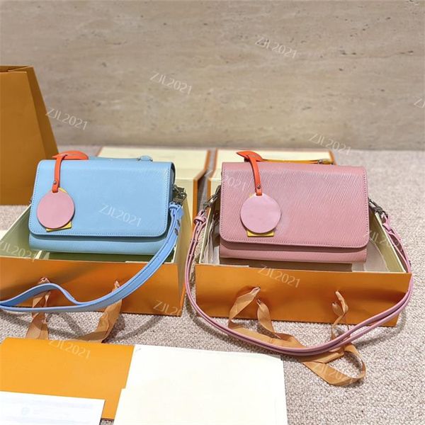 luxurys designers bags letter macaron pink cross body cowhide water ripple chain bag the chain can be removed
luxurys designers bags letter macaron pink cross body cowhide water ripple chain bag the chain can be removed