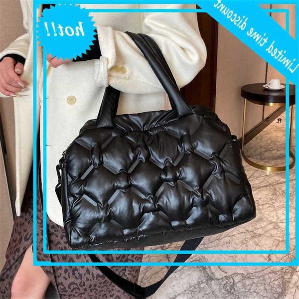 high capacity space lower shoulder bag designer winter crossbody tasks for women fashion trend light weight cato travel handbags
high capacity space lower shoulder bag designer winter crossbody tasks for women fashion trend light weight cato travel handbags