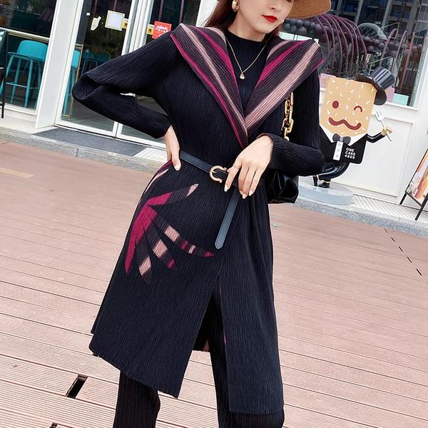 women's trench coats selling miyake double-layer thickening mid-length large size slim slimming lapel windbreaker autumn and winter in, Tan;black
women's trench coats selling miyake double-layer thickening mid-length large size slim slimming lapel windbreaker autumn and winter in, Tan;black