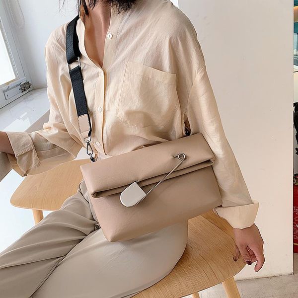 the new casual simplicity fashion all-match soft skin women's bags handbag shoulder bags messenger bag paper clip envelope bag
the new casual simplicity fashion all-match soft skin women's bags handbag shoulder bags messenger bag paper clip envelope bag
