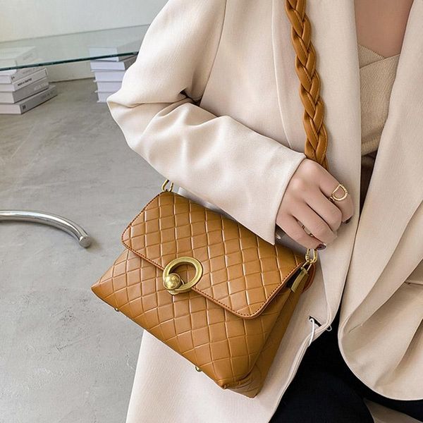 cross body winter small shoulder bags for women 2021 pu leather crossbody casual female weave handbags and purses
cross body winter small shoulder bags for women 2021 pu leather crossbody casual female weave handbags and purses