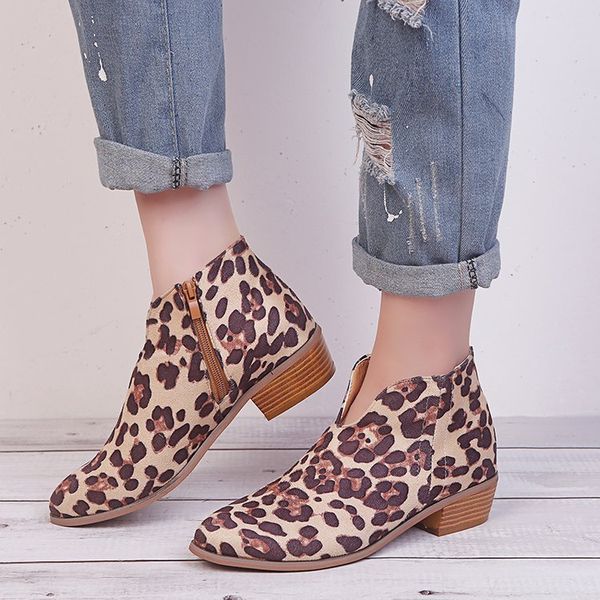 new fashion cross-border new leopard large size thick wit female europe and the united states side zipper with pointed boots and bare boot, Black
new fashion cross-border new leopard large size thick wit female europe and the united states side zipper with pointed boots and bare boot, Black