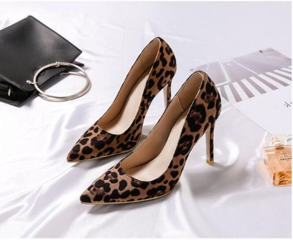 fall female leopard high-heel 6-10cm elegant office bombs print pointed to the luxury bachelor shoes oq8n, Black
fall female leopard high-heel 6-10cm elegant office bombs print pointed to the luxury bachelor shoes oq8n, Black