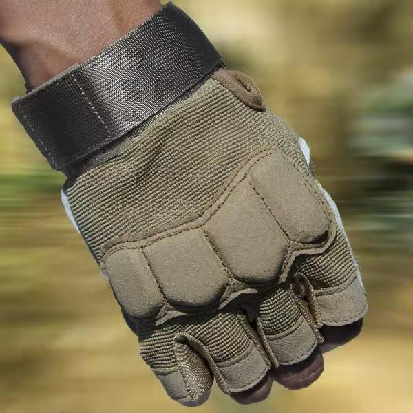 20 sports half-finger gloves male army fan outdoor tactical fitness exercise non-slip wear-resistant riding gloves fighting fingerless, Black
20 sports half-finger gloves male army fan outdoor tactical fitness exercise non-slip wear-resistant riding gloves fighting fingerless, Black