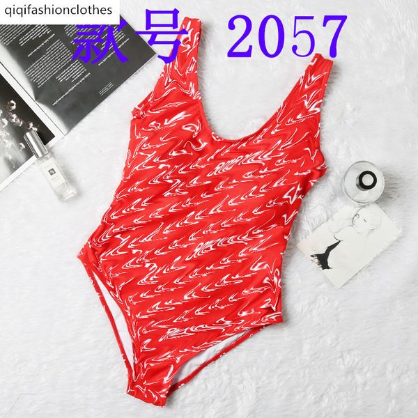 женская консервативная печать цельный бикини купальник, Red;black
женская консервативная печать цельный бикини купальник, Red;black