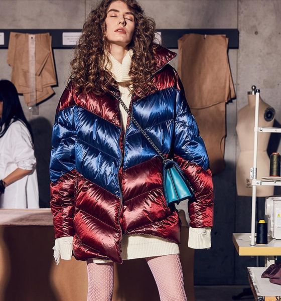 winter flash material oversized goose shiny female jackets thicker parkas causal proof dthicker sparkling water down jacket f191, Black
winter flash material oversized goose shiny female jackets thicker parkas causal proof dthicker sparkling water down jacket f191, Black