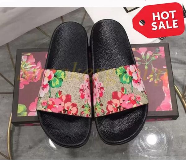 2022 designer slippers men women slides with box dust bag card shoes bloom web black floral strawberry print slide leather rubber red sandal
2022 designer slippers men women slides with box dust bag card shoes bloom web black floral strawberry print slide leather rubber red sandal
